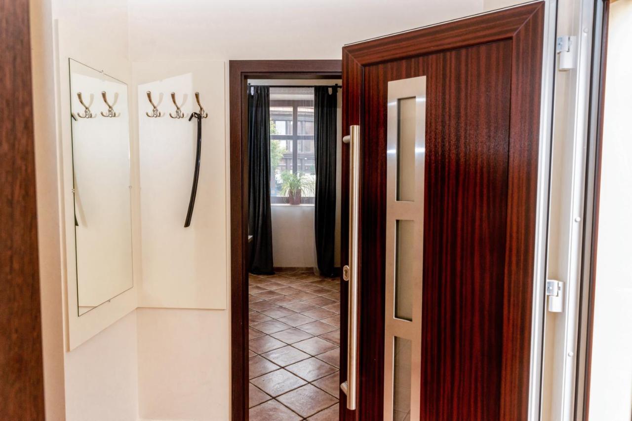 Eco-Studio Mosonmagyarovar Bagian luar foto
